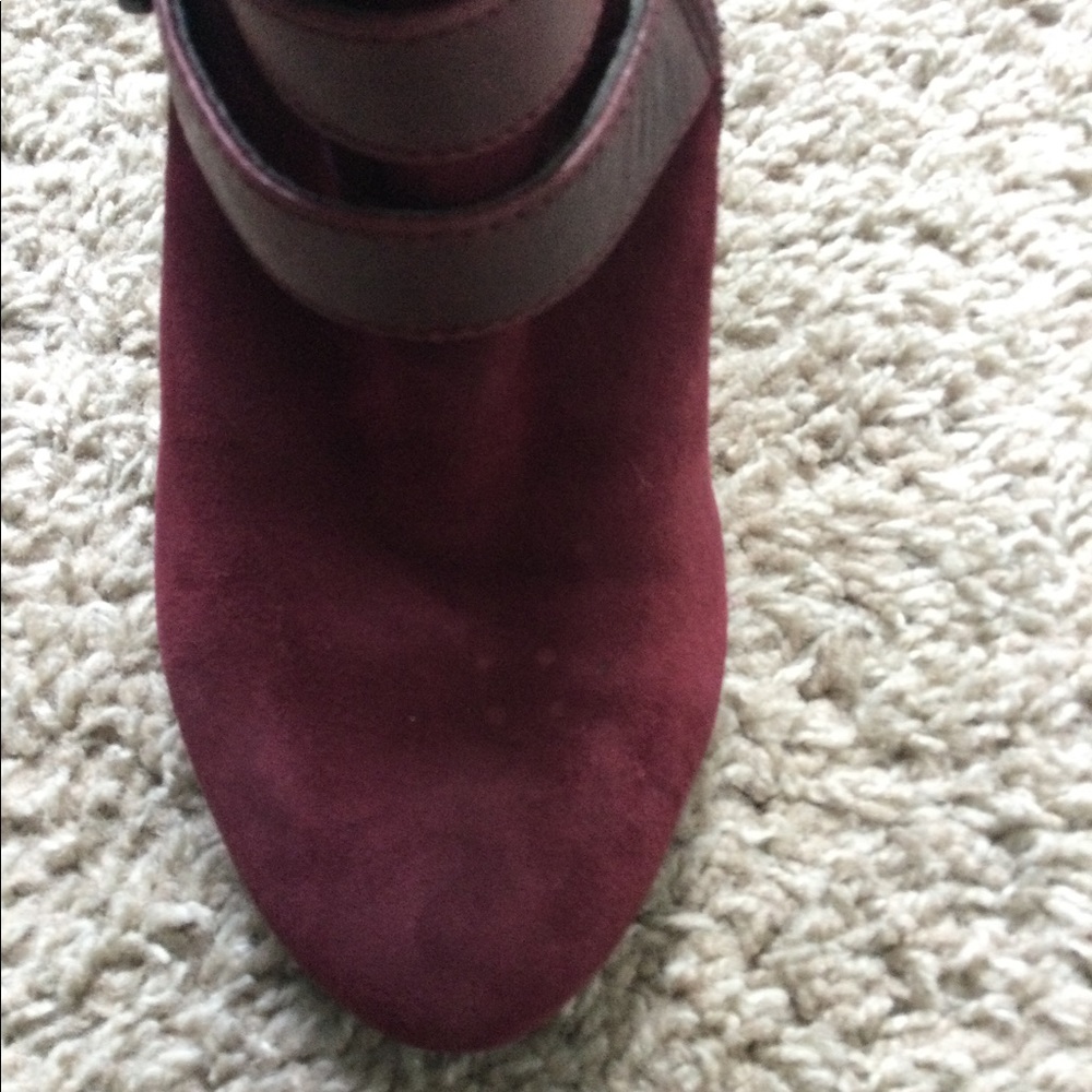 Jessica Simpson Women’s Catie Booty - Picture 6 of 16